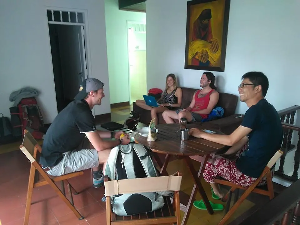 Хостел Hostal Casa Prado Медельин