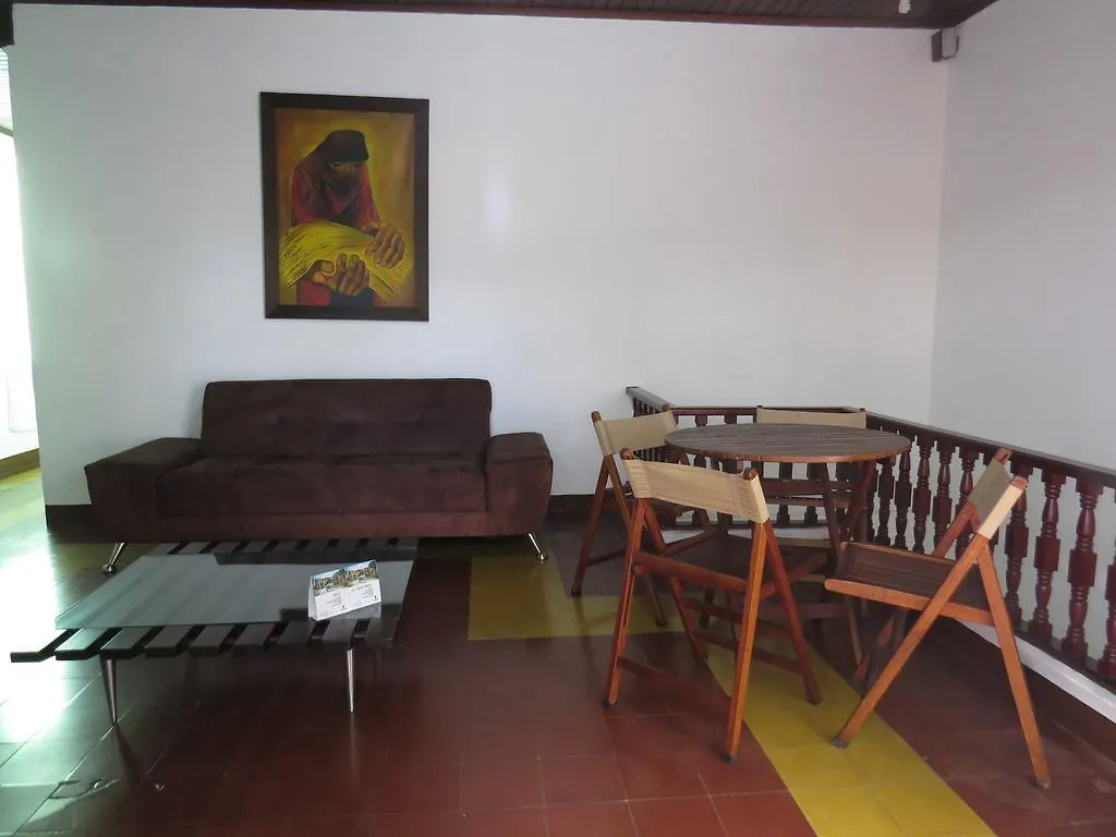 Hostal Casa Prado Медельин Хостел
