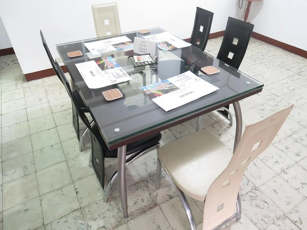 Hostal Casa Prado Медельин 0*,