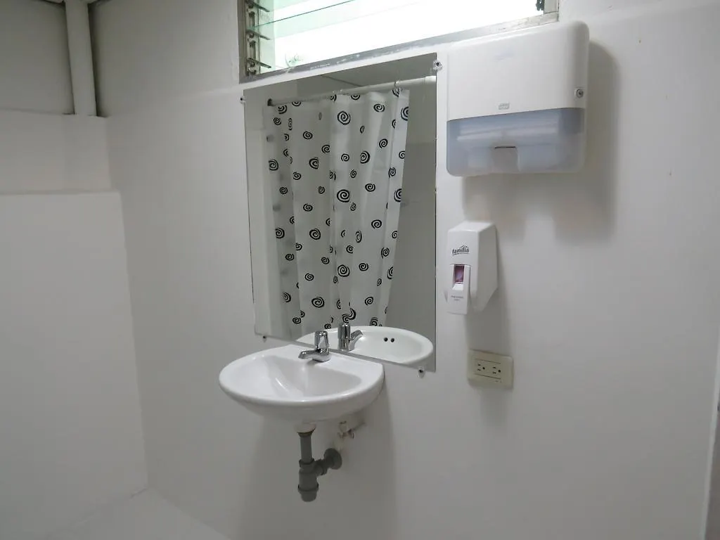 Хостел Hostal Casa Prado Медельин