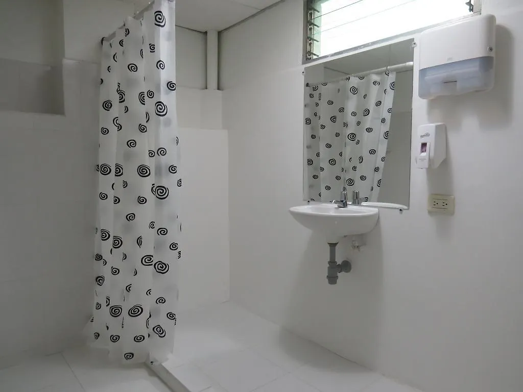 Hostal Casa Prado Медельин
